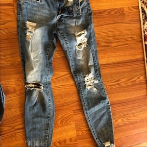 🔥 Sz 0 mid length mid-rise ankle jegging Rue 21 distressed jeans